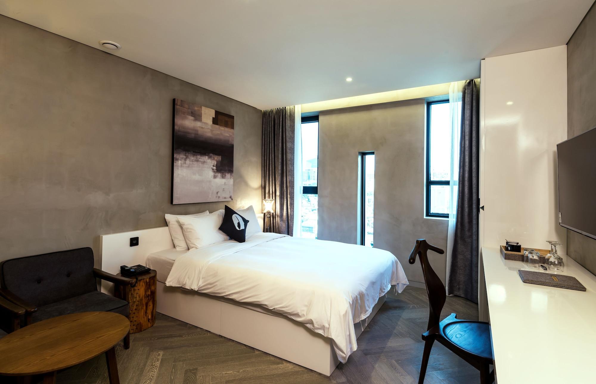Hotel The Designers Lyj Gangnam Premier Сеул Екстериор снимка