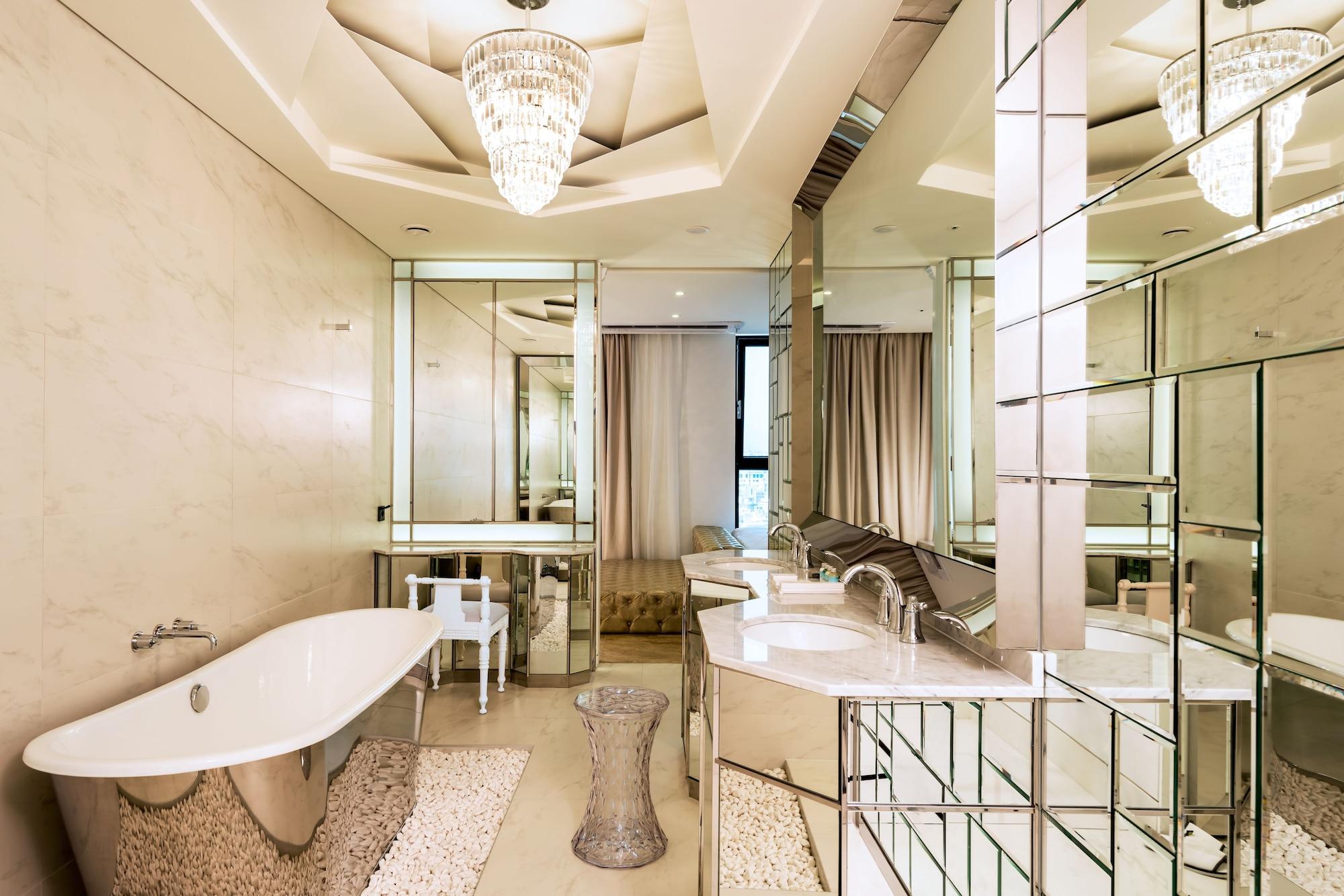 Hotel The Designers Lyj Gangnam Premier Сеул Екстериор снимка